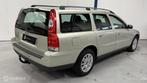 Volvo V70 2.4 Kinetic YOUNGTIMER / XENON, Voorwielaandrijving, Gebruikt, Beige, 5 cilinders