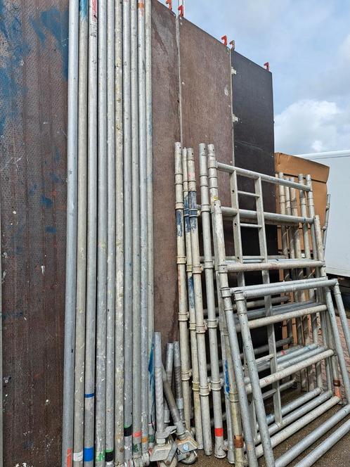 Te koop aluminium rolsteiger Werkhoogte 8.20 mtr, Doe-het-zelf en Verbouw, Steigers, Gebruikt, Rolsteiger of Kamersteiger, 5 meter of hoger