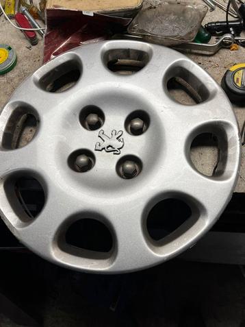 Wieldoppen 14 “, denk van peugeot 207 beschikbaar voor biedingen