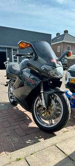 Aprilia RST 1000 Futura (2004) – Sporttourer, 997 cc, Handvatverwarming, Particulier, Toermotor