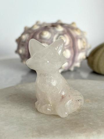 Bergkristal vosje beschikbaar voor biedingen