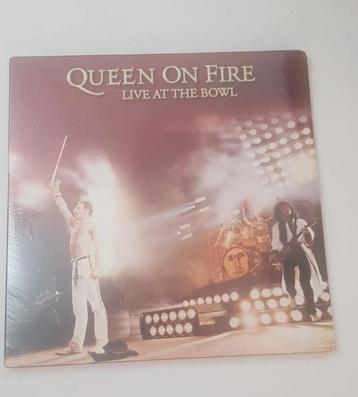 Queen - live at the bowl vinyl beschikbaar voor biedingen