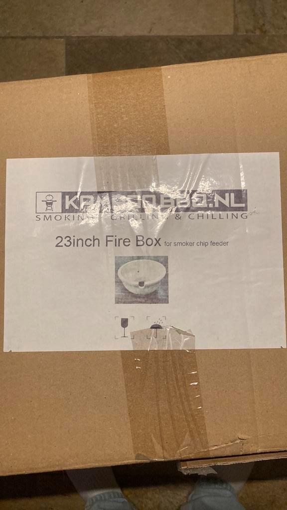 Kamado vuurschaal 23 inch- nieuw in doos doos beschadigd, Tuin en Terras, Barbecue-accessoires, Nieuw, Ophalen of Verzenden