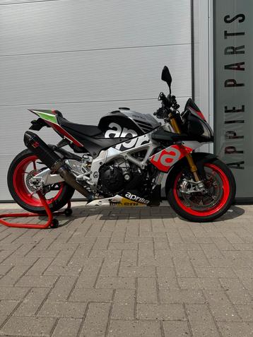 Aprilia Tuono V4 1100 Factory 2017 Akrapovic Ohlins beschikbaar voor biedingen