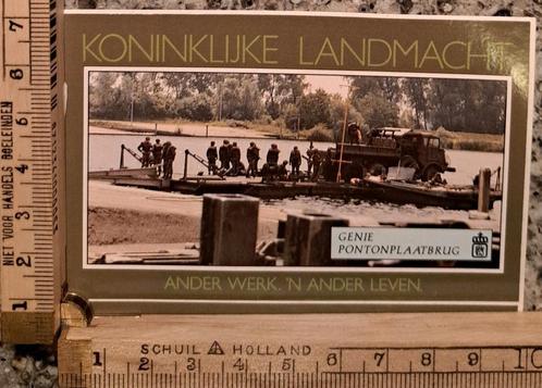 Vintage sticker Koninklijke Landmacht genie pontonplaatbrug, Verzamelen, Stickers, Zo goed als nieuw, Overige typen, Ophalen of Verzenden