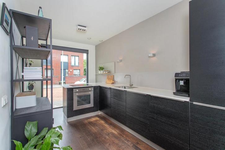 Complete Kitchen with Appliances, Huis en Inrichting, Keuken | Complete keukens, Gebruikt, Hoekkeuken, Zwart, Graniet of Steen