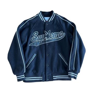 Supreme x Playboy FW17 Varsity Jacket beschikbaar voor biedingen
