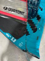 Duotone Warp 5.8 2026 - Nieuw!!!!, Watersport en Boten, Windsurfen, Ophalen of Verzenden, Zo goed als nieuw, Zeil, 5 tot 7 m²