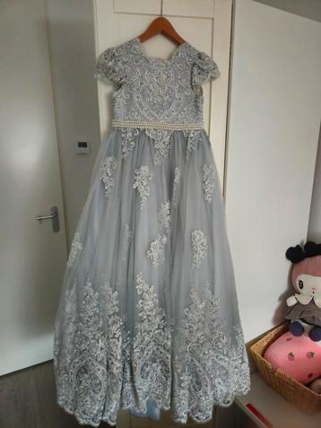 Bridal mini jurk kind 128-134 beschikbaar voor biedingen