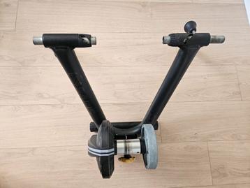 Saris M2 Smart Turbo trainer beschikbaar voor biedingen