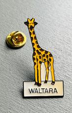De Beukelaer pin Giraffe Waltara, Verzamelen, Speldjes, Pins en Buttons, Ophalen of Verzenden, Zo goed als nieuw