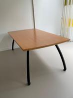 Metaform eettafel Radius, Huis en Inrichting, Tafels | Eettafels, Overige vormen, 200 cm of meer, 50 tot 100 cm, Modern