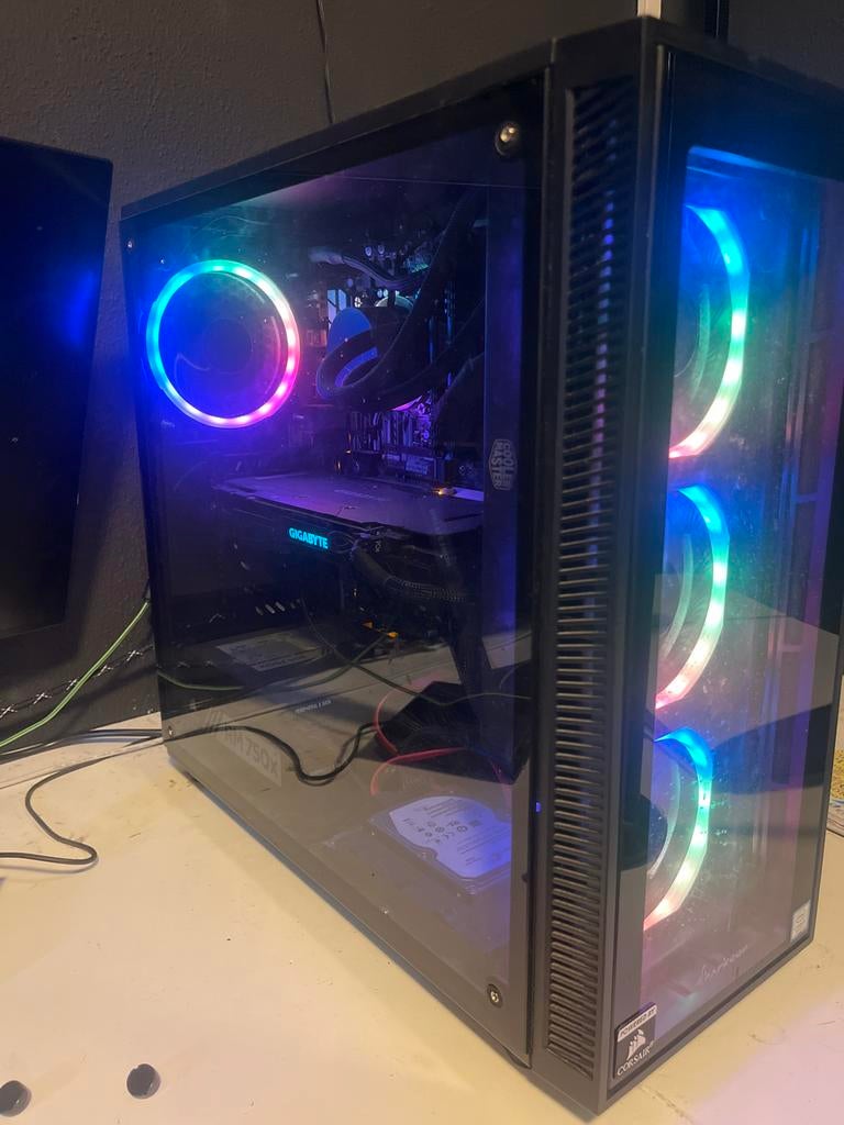 Gaming PC - Iets verouderd, Computers en Software, Desktop Pc's, Gebruikt, Onbekend, HDD, Met videokaart, Gaming, Ophalen