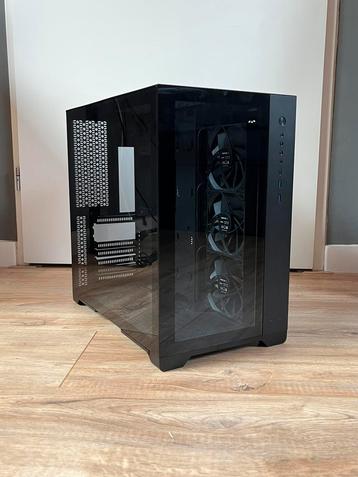 Fish tank behuizing (met rgb) + 3x deepcool fk120 fans beschikbaar voor biedingen