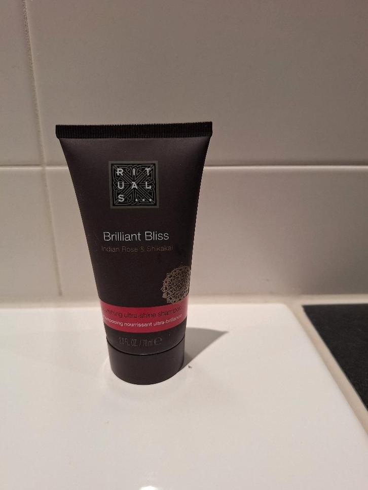Rituals Brilliant Bliss shampoo 70 ml., Sieraden, Tassen en Uiterlijk, Uiterlijk | Haarverzorging, Nieuw, Shampoo of Conditioner