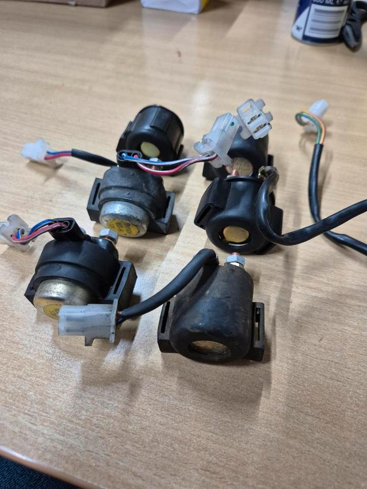Diverse startrelais Hitachi etc Aprilia RSV Mille / Tuono, Motoren, Onderdelen | Merk-onafhankelijk, Gebruikt, Ophalen of Verzenden