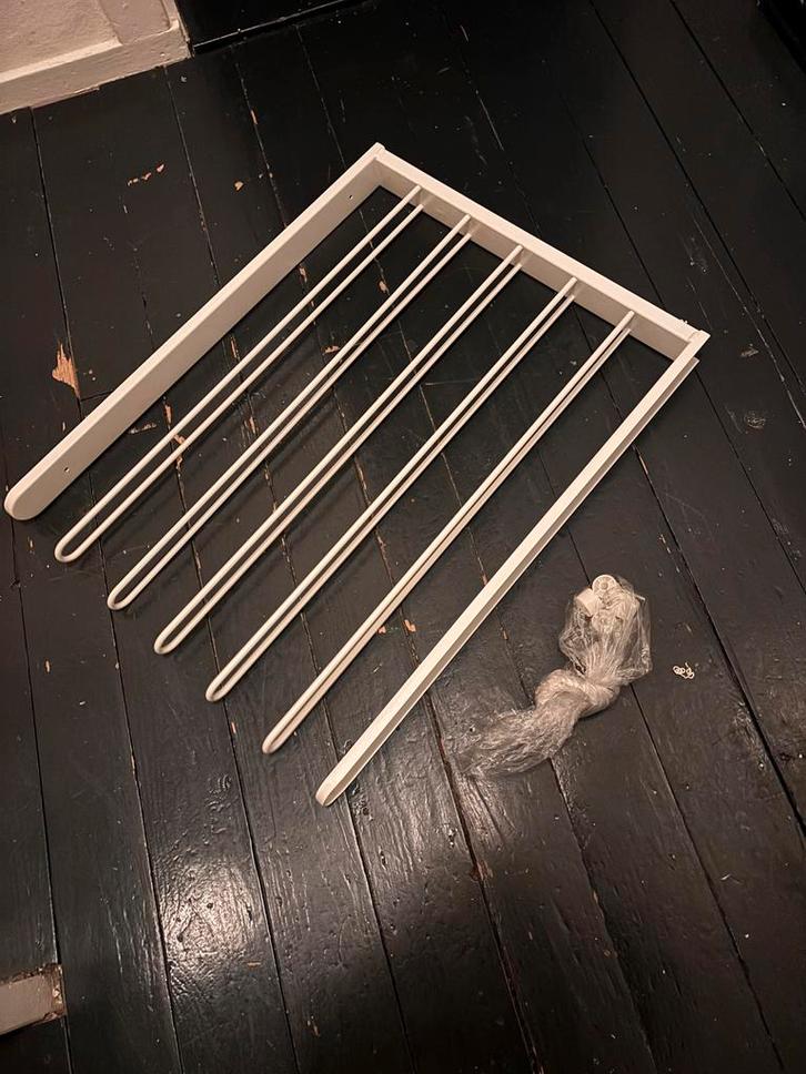 Broekenrek Ikea Pax 50cm uitschuifbaar, Huis en Inrichting, Kasten | Kledingkasten, Zo goed als nieuw, Minder dan 100 cm, Minder dan 50 cm