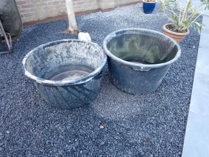 2x Zwarte Kunststof Speciekuip zijn ook per stuk te koop, Tuin en Terras, Bloempotten, Gebruikt, Kunststof, Binnen, Balkon, Tuin