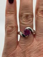 B442 Prachtige zilveren ring roze saffier maat 19, Ophalen of Verzenden, X, Met edelsteen, Dame