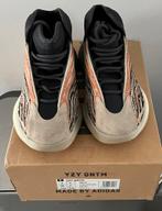 Yeezy Quantum Sneakers flaora Maat 38 2/3, Yeezy, Ophalen of Verzenden, Zo goed als nieuw, Sneakers of Gympen