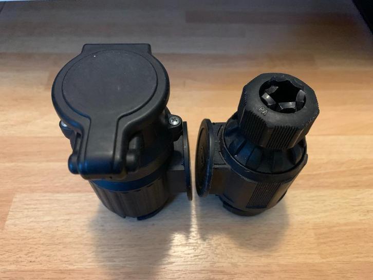 Caravan Combi stekker 7 > 13-polig+13-polige Hella Stekker, Caravans en Kamperen, Caravan accessoires, Zo goed als nieuw, Ophalen