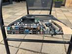 Asus Sabertooth 990FXr2.0   Socket AMD FX  )8350 Q Core, Computers en Software, Socket AM3+, Verzenden, DDR3, Zo goed als nieuw