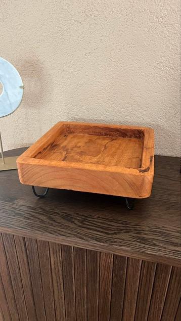 Mooie houten schaal/dienblad beschikbaar voor biedingen