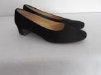 Beatrice - prachtige zwarte suede schoenen - 37 1/2, Kleding | Dames, Schoenen, Schoenen met lage hakken, Verzenden, Zwart, Zo goed als nieuw