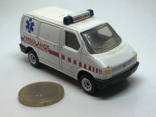 Volkswagen T4 Transporter Ambulance, Siku, Hobby en Vrije tijd, Modelauto's | Overige schalen, Gebruikt, Auto, Ophalen of Verzenden