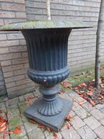 Gietijzeren grote vazen, Tuin en Terras, Tuinvazen, Ophalen, Zo goed als nieuw