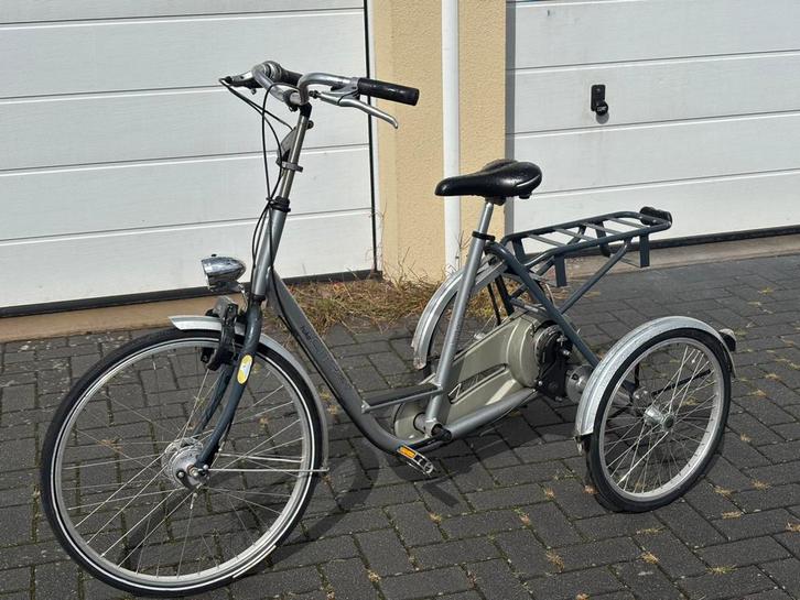 Mooie Huka Driewieler volwassenen met versnellingen, Diversen, Verpleegmiddelen, Gebruikt, Ophalen of Verzenden