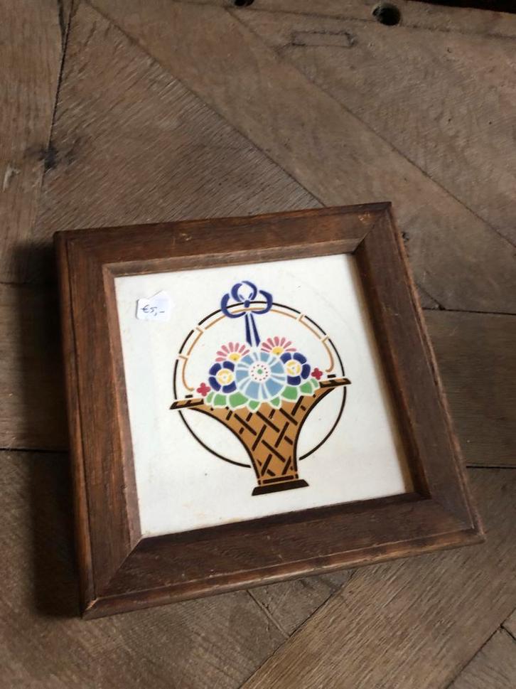 Antieke Tegel Bloemenmand in Lijst, Antiek en Kunst, Antiek | Wandborden en Tegels, Ophalen of Verzenden