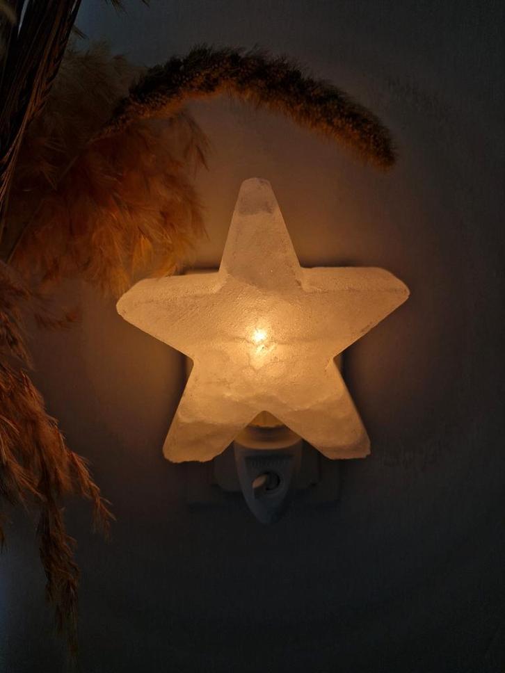 Nachtlampje zoutsteen lamp ster wit babykamer kinderkamer, Verzamelen, Mineralen en Fossielen, Mineraal, Ophalen of Verzenden