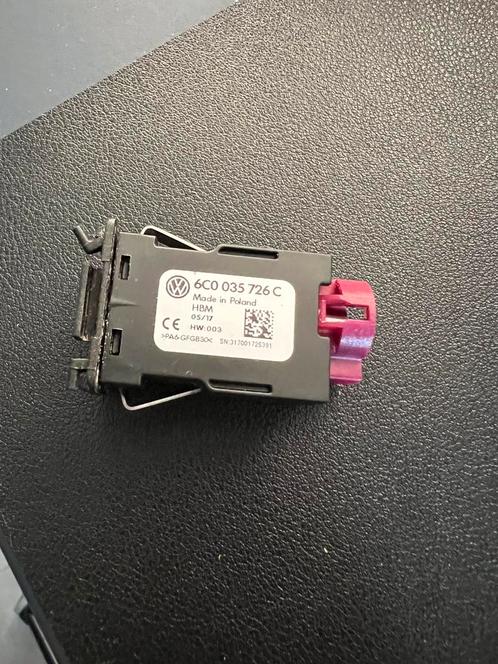 Volkswagen Polo V (6R) aux usb aansluiting, Auto-onderdelen, Elektronica en Kabels, Volkswagen, Gebruikt, Ophalen of Verzenden