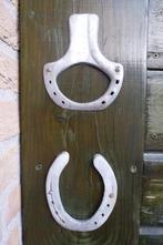 tuindeco hoefijzer 2 stuks schutting muur berging decoratie, Ophalen, Gebruikt