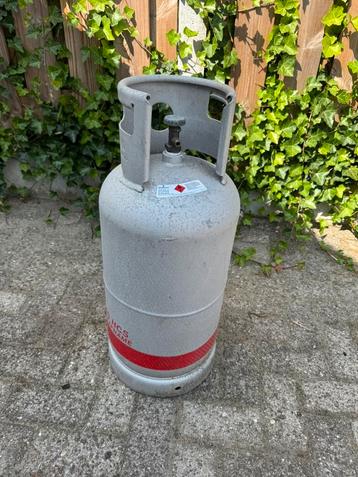 Aluminium gasfles beschikbaar voor biedingen
