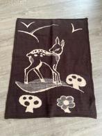 Vintage dralon baby deken met hertje, Ophalen of Verzenden, Zo goed als nieuw, 100 cm of meer, Deken