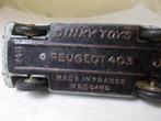 1957 Dinky Toys 24B BERLINE PEUGEOT 403 (Opknapper.), Ophalen of Verzenden, Gebruikt, Auto, Dinky Toys