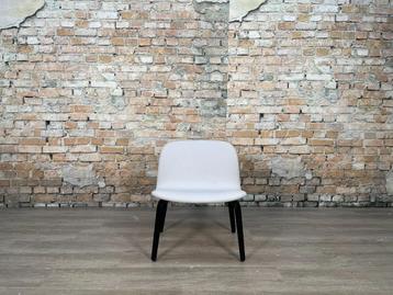 Muuto Fiber Lounge Chair bij TheReSales beschikbaar voor biedingen