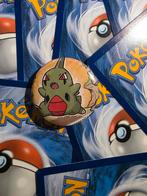 Larvitar pokémon button, Verzenden, Nieuw, Overige onderwerpen, Button