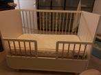 Ledikant Myllra ikea en Pretura essential fresh baby matras, Ophalen, Zo goed als nieuw, Ledikant