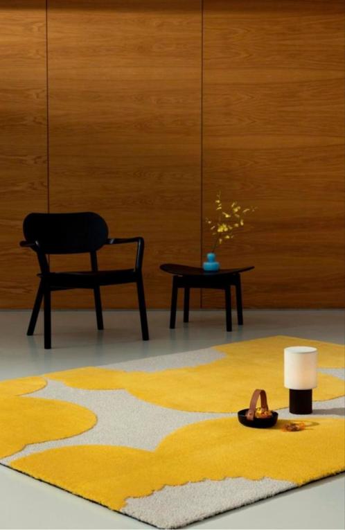 Brink en Campman Marimekko tapijt Iso Unikko Yellow, Huis en Inrichting, Stoffering | Tapijten en Kleden, Nieuw, 200 cm of meer