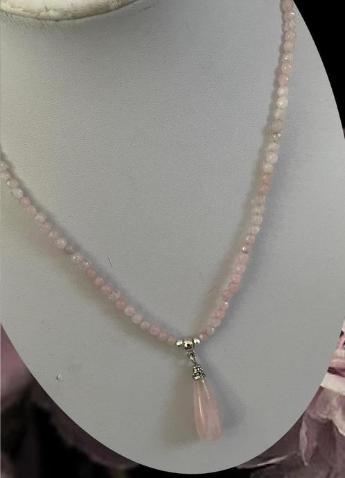 prachtige rozenkwarts ketting, Sieraden, Tassen en Uiterlijk, Kettingen, Nieuw, Steen of Mineraal, Roze, Ophalen of Verzenden