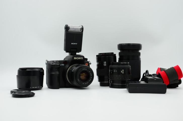 Sony Alpha A700 DLSR set + 4 lenzen + Flitser, Audio, Tv en Foto, Fotocamera's Digitaal, Zo goed als nieuw, Spiegelreflex, Sony