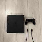 Sony ps4 slim 1tb met originele controller en de kabels, Spelcomputers en Games, Spelcomputers | Sony PlayStation 4, Ophalen, Zo goed als nieuw