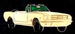 Ford Mustang cabrio pin- wit-groen, Verzamelen, Speldjes, Pins en Buttons, Verzenden, Nieuw, Transport, Button