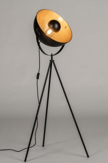 vloerlamp zwart goud bed hoekbank fauteuil bank lamp tripod beschikbaar voor biedingen