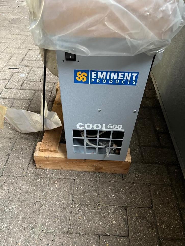 Perslucht lucht droger Eminent Cool 600 (l/min), Doe-het-zelf en Verbouw, Compressors, Nieuw, 10 bar of meer, 100 liter of meer