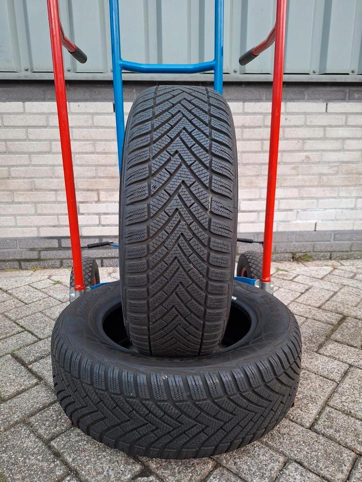 Demo winterbanden Vredestein 205/60R16, Auto-onderdelen, Banden en Velgen, Band(en), Winterbanden, 16 inch, 205 mm, Personenwagen