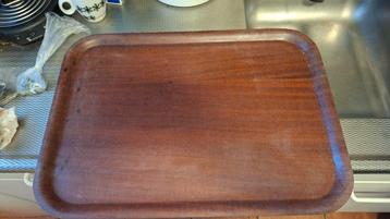 2 Dienbladen - Hout & Kunststof beschikbaar voor biedingen